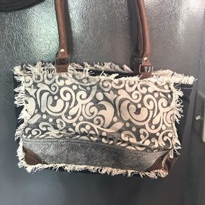 MYRA Upcycled Canvas Bag, In brown and Gray.